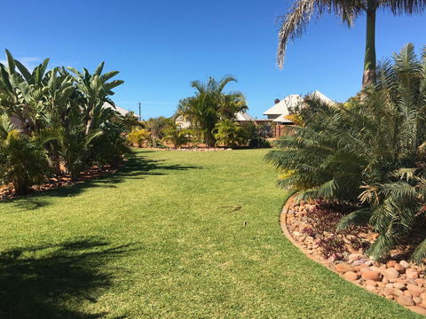 Exmouth 4 Escape - Sydney 4u 17
