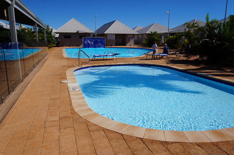 Exmouth 4 Escape - Sydney 4u 20