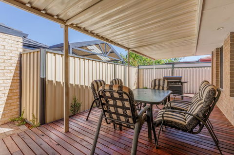 Brilliant, Neat, Convenient, Family-friendly House - Sydney 4u 13