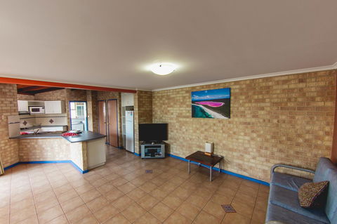 Esperance Foreshore Apartments - Sydney 4u 5