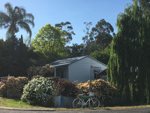 Applegate Lane Chalet - Sydney 4u 1