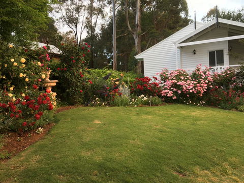 Applegate Lane Chalet - Sydney 4u 20