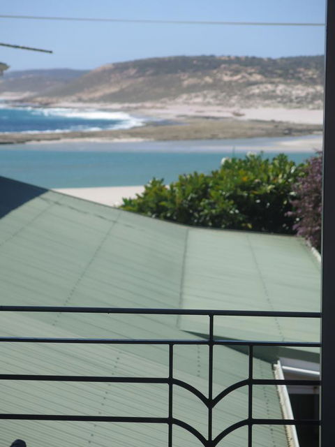 Kalbarri Riverfront Unit - Sydney 4u 5