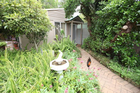 Jacaranda Guest House - Accommodation Sydney 29