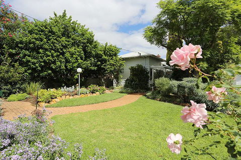 Jacaranda Guest House - Accommodation Sydney 40