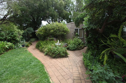 Jacaranda Guest House - Accommodation Sydney 27