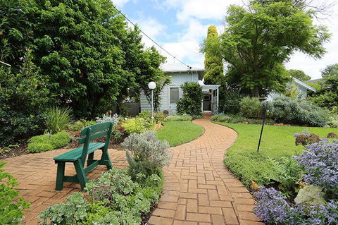 Jacaranda Guest House - Accommodation Sydney 38