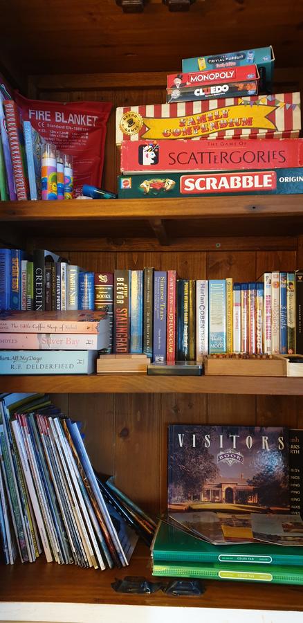 Di's Cabin In Dwellingup - Sydney 4u 12