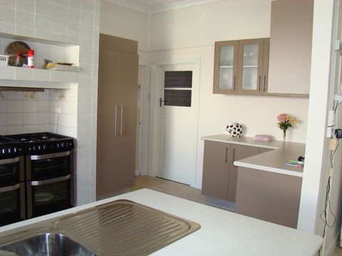 Busselton Guest House - Sydney 4u 24