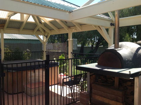 Busselton Guest House - Sydney 4u 19