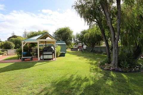 Busselton Guest House - Sydney 4u 35