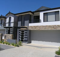 Swan Valley Townhouse - Sydney 4u