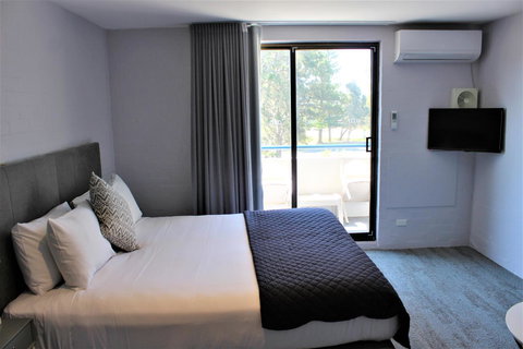 Atrium Hotel Mandurah - Sydney Resort 7