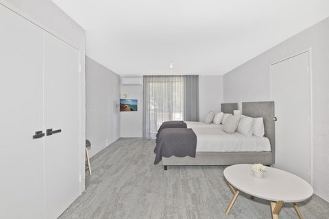 Atrium Hotel Mandurah - Sydney Resort 23