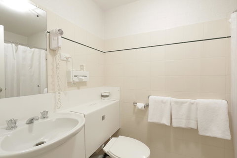 Atrium Hotel Mandurah - Sydney Resort 37