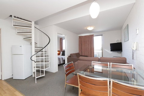 Atrium Hotel Mandurah - Sydney Resort 21