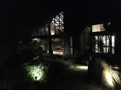 DESIGNER'S STUDIO - Accommodation Sydney 3