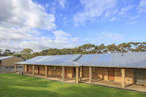 The Koorabup Motel - Sydney 4u 0