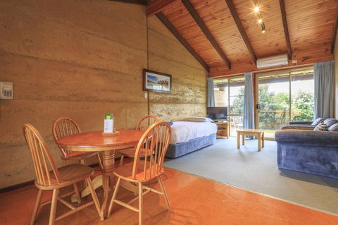 The Koorabup Motel - Sydney 4u 12