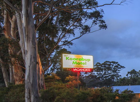 The Koorabup Motel - Sydney 4u 14