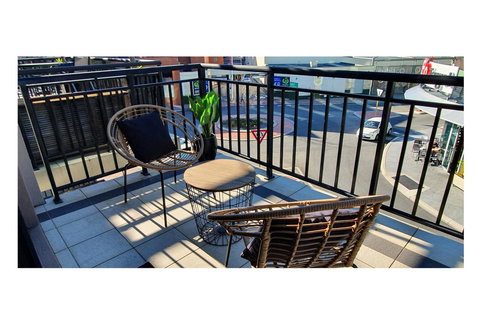 Stylish 1BDR Unit In The Heart Of Subiaco - Accommodation Sydney 10