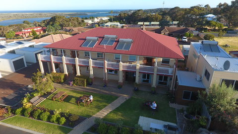 Baywatch Retreat Augusta - Accommodation Sydney 1