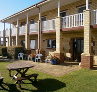 Baywatch Manor Augusta - Sydney 4u