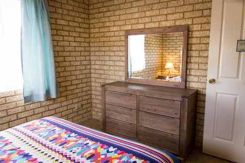 Baywatch Retreat Augusta - Accommodation Sydney 35