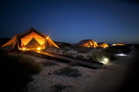 Sal Salis Ningaloo Reef - Sydney 4u 0