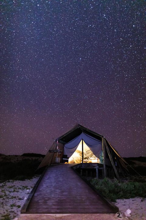 Sal Salis Ningaloo Reef - Sydney 4u 7