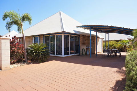 Osprey Holiday Village Unit 122 2 Bedroom - Sydney 4u 0