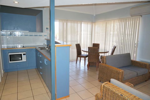 Osprey Holiday Village Unit 122 2 Bedroom - Sydney 4u 5