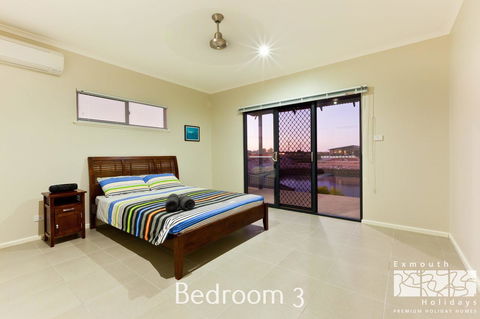 3 Kestrel Place - Sydney 4u 12