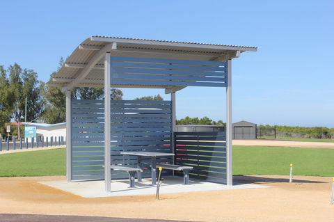Jurien Beachfront Holiday Units - Sydney 4u 23