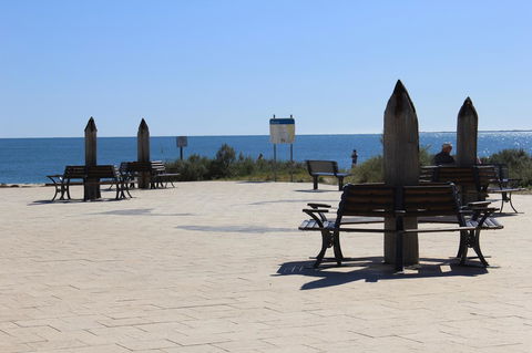 Jurien Beachfront Holiday Units - Sydney 4u 35