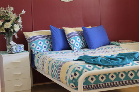 Jurien Beachfront Holiday Units - Sydney 4u 8