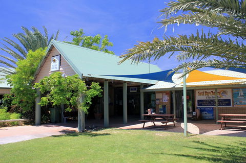 Ningaloo Coral Bay â€“ Bayview - Sydney 4u 14