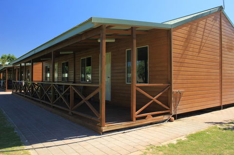 Ningaloo Coral Bay â€“ Bayview - Sydney 4u 18