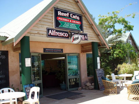 Ningaloo Coral Bay â€“ Bayview - Sydney 4u 9