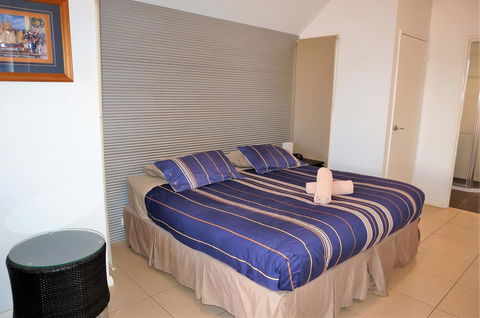 Osprey Holiday Village Unit 203 1 Bedroom - Sydney 4u 3