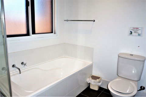 Osprey Holiday Village Unit 203 1 Bedroom - Sydney 4u 10