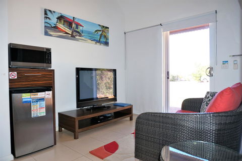Osprey Holiday Village Unit 203 1 Bedroom - Sydney 4u 7