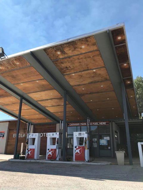 EUCLA MOTOR HOTEL - Sydney 4u 34