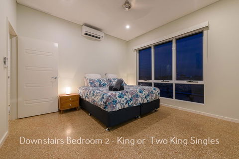 32 Corella Court - Sydney 4u 6