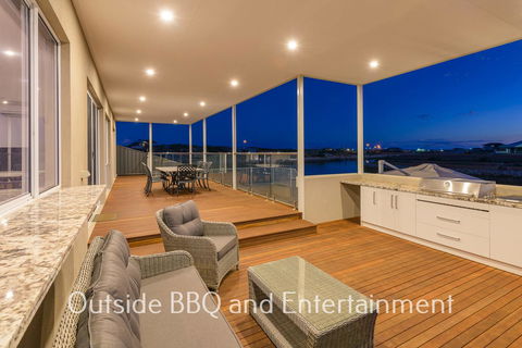 32 Corella Court - Sydney 4u 19