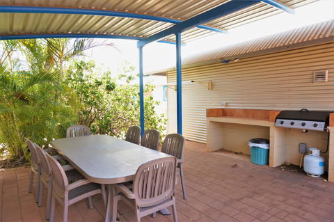 Osprey Holiday Village Unit 119 - Sydney 4u 15