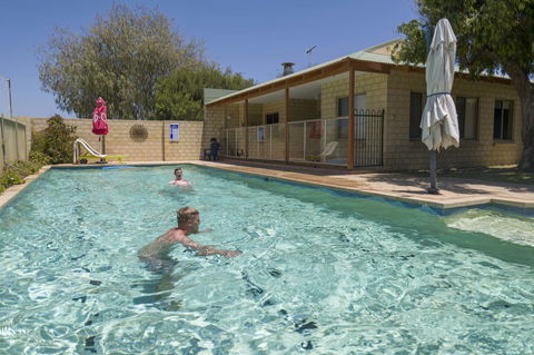 Lancelin Lodge - Accommodation Sydney 24