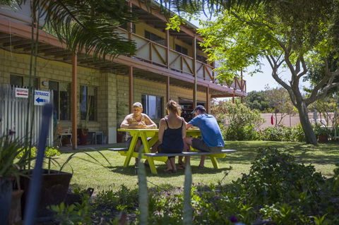 Lancelin Lodge - Accommodation Sydney 13