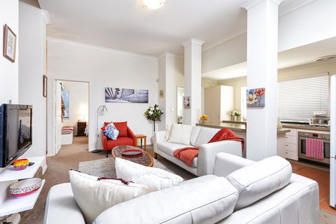 Como Executive Apartment - Accommodation Sydney 5