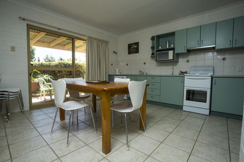 Kalbarri Murchison View Apartments - Sydney 4u 28